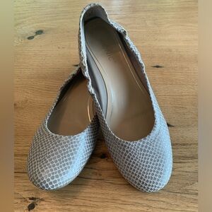 Vionic Alexa Ballet Flat‎ Womens 7 1/2 Gray Lizard Leather Shoes Preloved